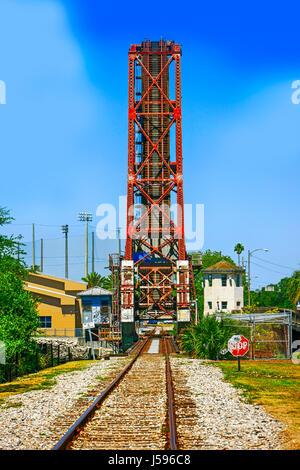 Die Eisenbahnbrücke Cass Street in der Innenstadt von Tampa FL Stockfoto