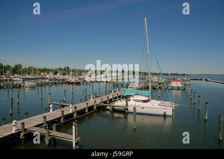 Kai lange - nun eine Marina für die Stadt von Cambridge, MD, Long Wharf Schiffe aus Afrika und Westindien und Amerikas tiefen Süden erhalten. Stockfoto
