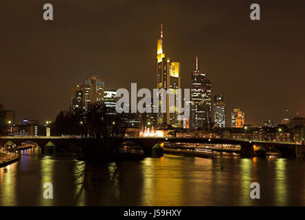 Brücke Nacht Nacht Nacht Foto Skycraper Oper Hessen Frankfort Anblick Stockfoto