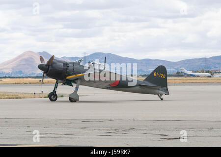 Chino, USA – 7. Mai 2017: Mitsubishi A6M-5 - Null zu sehen während Flugzeuge der Ruhm Air Show in Chino Flughafen. Stockfoto