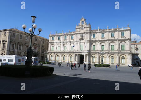 Catania ist die Hauptstadt der Metropole Catania. Universität Catania. siculorum Gymnasium. Sizilien, Italien, Europa Stockfoto