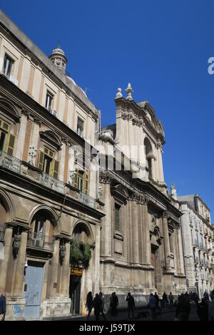 Gut - altes Wohnhaus in der Hauptplatz in der Stadt Catania auf Sizilien Insel in Italien gehalten. Stockfoto