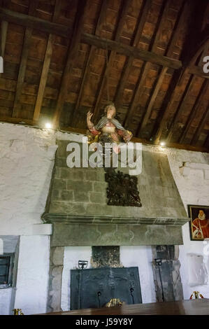 Clare, Mai 7: Innenansicht des historischen Bunratty Castle & Folk Parks am 7. Mai 2017 in County Clare, Irland Stockfoto