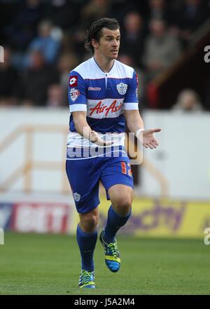 JOEY BARTON QUEENS PARK RANGERS FC QUEENS PARK RANGERS FC TURF MOOR BURNLEY ENGLAND 26. Oktober 2013 Stockfoto