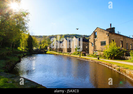 Rochdale Kanal, Hebden Bridge, West Yorkshire, England, Vereinigtes Königreich Stockfoto