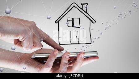 Digital Composite Hände mit Handy gegen gezeichnete Haus Stockfoto