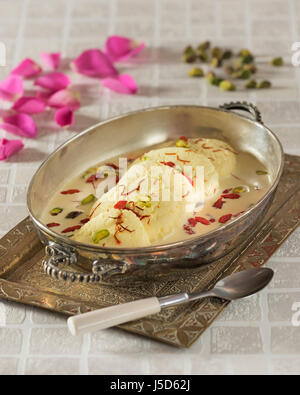 Rasmalai. Indische Creme-Dessert. Indien-Essen Stockfoto