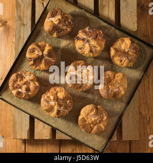 Kouign Amann. Bretonische Gebäck. Frankreich-Essen Stockfoto