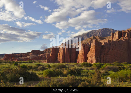 Rock-Formation Los Castillos, Quebrada de Las Conchas (Quebrada de Cafayate), Provinz Salta, Argentinien Stockfoto