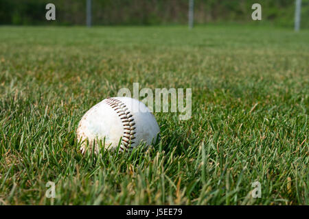 Ein Baseball-warten-Spiel auf dem Feld. Stockfoto