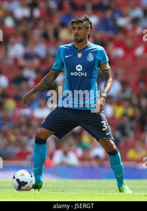 LUCHO GONZALEZ FC PORTO LONDON UK 3. August 2013 Stockfoto