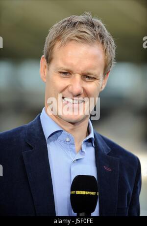 DAN WALKER TV MODERATORIN Fußball Fokus TV MODERATORIN Fußball Fokus KC STADIUM HULL ENGLAND 28. September 2013 Stockfoto