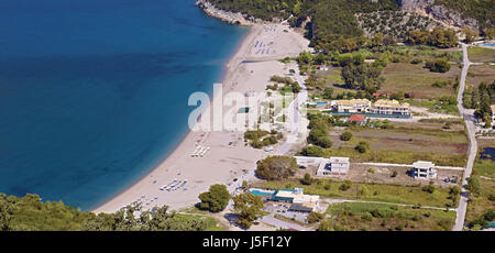 Panorama Beach in der Nähe von Alhaurín el Grande Dorf Karavostasi, im ionischen Meer, Region Epirus, Griechenland Stockfoto