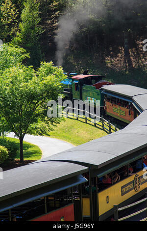 Yukon Queen Lok Dampflok und Zug an der Tweetsie Eisenbahn Amusement park Blowing Rock North Carolina Stockfoto