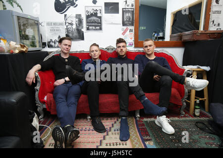 London, UK. 17. Mai 2017. Isländische Band Vok hinter der Bühne in Bush Hall in London. Foto: Mittwoch, 17. Mai 2017. Bildnachweis: Roger Garfield/Alamy Live-Nachrichten Stockfoto