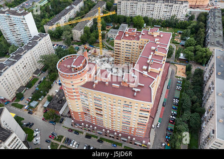 Bau von modernen Wohnbauten in der Region Moskau, Russland Stockfoto