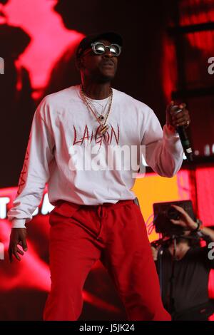 Skepta gesehen durchführen mit jungen Lord Shorty und Frisco und bei Coachella Wochenende 1 Tag 2 Featuring: Skepta wo: Indio, Kalifornien, USA bei: 17. April 2017 Credit: WENN.com Stockfoto