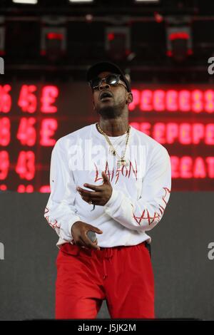 Skepta gesehen durchführen mit jungen Lord Shorty und Frisco und bei Coachella Wochenende 1 Tag 2 Featuring: Skepta wo: Indio, Kalifornien, USA bei: 17. April 2017 Credit: WENN.com Stockfoto