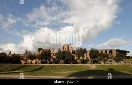 Die Pfälzische Hil palatinol gesehen aus dem Circus Maximus (Circo Massimo), Rom, Italien. Stockfoto