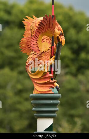 Statue von Adler-wie königliche Tier aus England der Tudor-Ära. Stockfoto
