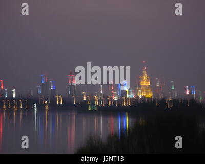 Wasraw in der Dämmerung / Warszawa o Zmierzchu Stockfoto