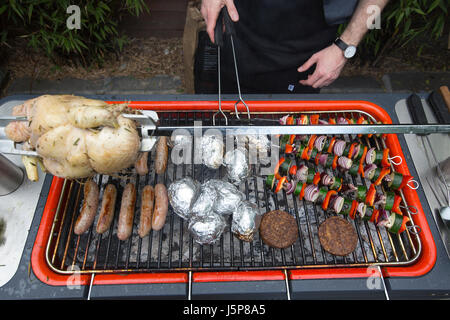 Hestons Everdure Hub Grill, große, graue Monolith ein neues Genre von Michelin-Sternen ausgezeichneten Grills, London, England, UK Stockfoto