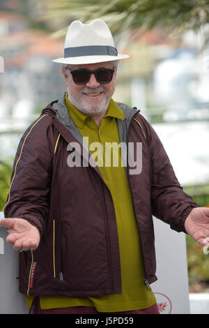 Cannes, Frankreich. 17. Mai 2017. 70. Auflage der Filmfestspiele von Cannes: Regisseur Pedro Almodovar (2017/05/17) Credit: Andia/Alamy Live News Stockfoto