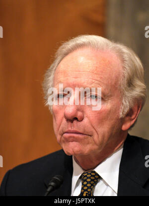 Washington, DC - 14. Januar 2009--US-Senator Joseph I. Lieberman (unabhängige Demokraten Connecticut), Vorsitzender, United States Senate Committee on Governmental Affairs, Fragen Peter Orszag auf seiner Ernennung zum Direktor des Office of Management und Budget (OMB) in Washington, DC am Mittwoch, 14. Januar, 2009.Credit and Homeland Security: Ron Sachs/CNP/MediaPunch Stockfoto