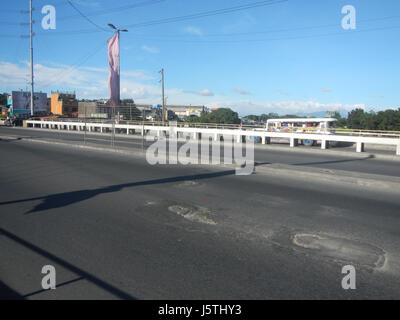 0113 Fußgängerbrücke Marcos Highway Brücke Autobahn Marikina City 05 Stockfoto