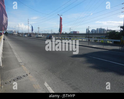 0113 Fußgängerbrücke Marcos Highway Brücke Autobahn Marikina City 21 Stockfoto