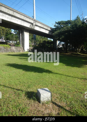 0201 Barangay Industrial Tal komplexe LRT Line 22 Marcos Brücke Marikina Fluss Stockfoto