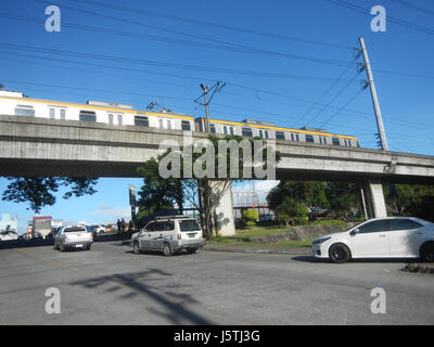 0201 Barangay Industrial Tal komplexe LRT Zeile 29 Marcos Brücke Marikina Fluss Stockfoto