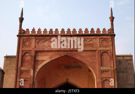 Einzigartige architektonische Details des Roten Forts in Agra, UNESCO Weltkulturerbe, Indien am 14. Februar 2016. Stockfoto