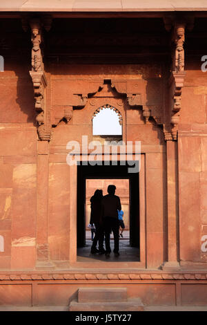 Einzigartige architektonische Details des Roten Forts in Agra, UNESCO Weltkulturerbe, Indien am 14. Februar 2016. Stockfoto