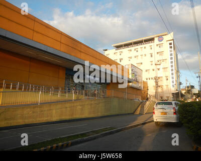 01081 Barangay Mayamot SM Stadt Krankenhäuser Masinag Wahrzeichen LRT Antipolo City 08 Stockfoto