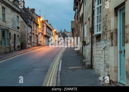 Morgendämmerung in Cotswold Stadt von Winchcombe, Gloucestershire, England. Stockfoto