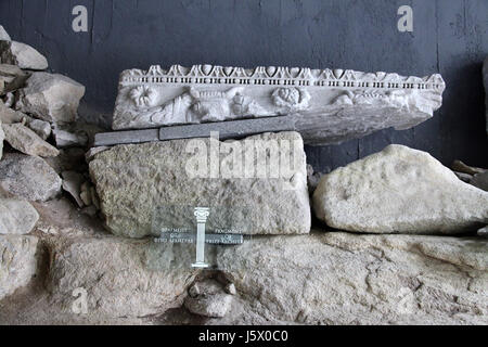 Römische Artefakte auf dem Display an das Stadion Trimontium in Plovdiv Stockfoto