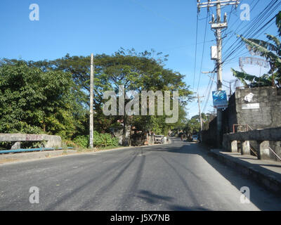 Dieser Eintrag bezieht sich auf den Standort von Prenza I, Marilao, Buenavista und Santa Maria in Bulacan, Philippinen. Sie hebt die Infrastruktur und die Straßennetze hervor, die diese Regionen für Verkehr und Entwicklung miteinander verbinden. Stockfoto