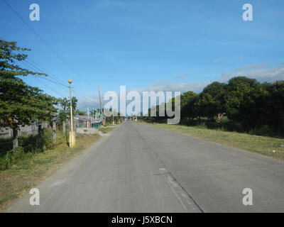 04682 Paddy Felder Salapungan Straßen Magumbali an Pampanga 06 Stockfoto