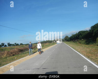 04776 Paddy Felder Salapungan Straßen Magumbali an Pampanga 34 Stockfoto