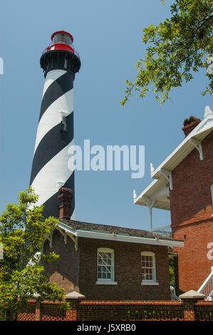 Bunt gestreifte Leuchtturm in St. Augustine Florida Stockfoto