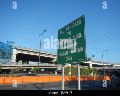 03811 Vertrieb Interchange South Luzon Expressway Metro Manila Skyway Makati Stadt Pasay 28 Stockfoto