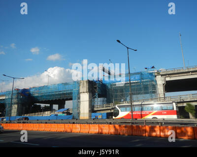 03811 Vertrieb Interchange South Luzon Expressway Metro Manila Skyway Makati Stadt Pasay 44 Stockfoto