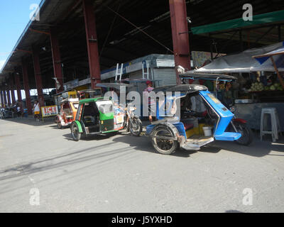 03277 Grenze wölbt sich Zeichen Tuktukan Tabe Malis Guiguinto Bulacan kommunale Straßen 33 Stockfoto