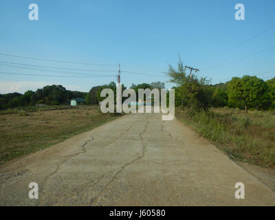 0051 Paddys Coral Na Bato Pasong Callos Pasong Bangkal San Ildefonso Rafael Bulacan Straße 18 Stockfoto