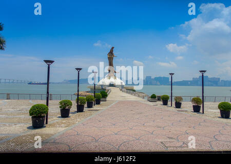 Macao, CHINA - 11. Mai 2017: schöne Guan Yin Statue, die buddhistische Göttin der Barmherzigkeit, Jungfrau Maria Stockfoto