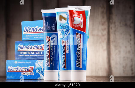 POZNAN, Polen - 5. Mai 2017: Blend-A-Med ist eine Marke der deutschen Zahnpasta von Procter & Gamble 1987 erworben. In einigen Ländern ist es unter verkauft. Stockfoto