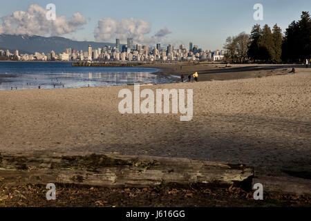 Kanada Vancouver Skyline Kanada spanische Banken Strand Stockfoto