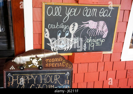 South Carolina, Beaufort County, Hilton Head Island, Sea Pines Plantation, South Beach Marina Village, Restaurant Restaurants Essen Essen Essen Cafe Cafes, Essen, d Stockfoto