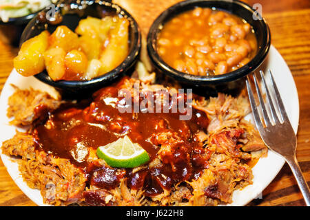 Charleston South Carolina, Meeting Street, Sticky Fingers Rib House, BBQ, Restaurant Restaurants Essen und Trinken Cafe Cafés, Essen und Trinken, Essen gehen, Service, Grill Stockfoto